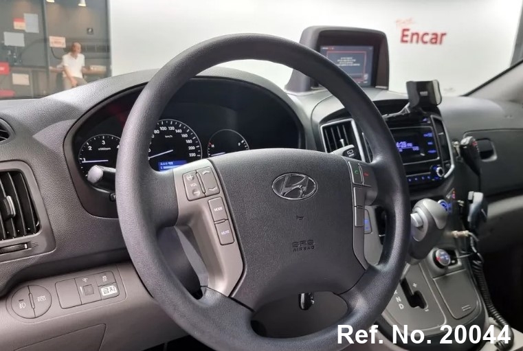  Hyundai / Grand Starex Stock No. 20044